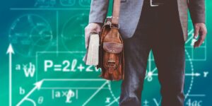 Professores do Rio denunciam escolas por atrasos e falta de pagamento