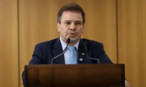 Ministro Wellington Lima e Silva pede debate urgente no Congresso sobre recursos para combater o crime organizado, após aprovação do PL Anticrime