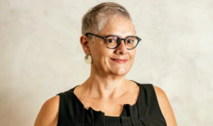 Ana Celina Bueno propõe mudanças no mercado publicitário para aliviar pressão