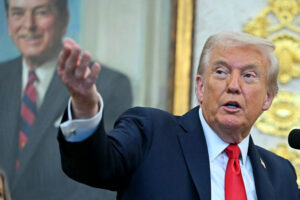 Ofensiva de Trump contra Irã é criticada por violar direito internacional, afirmam especialistas