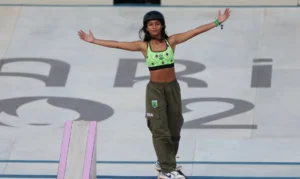 Rayssa Leal Rumo ao Tri: Fadinha Brasileira Garante Vaga na Final do Mundial de Skate em SP e Persegue o Bicampeonato Mundial