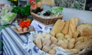 Indústria de Alimentos e Bebidas do Brasil Dispara 8% em 2025, Faturando R$ 1,39 Trilhões e Superando Expectativas