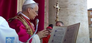 Papa Leão XIV responde a críticas de Trump sobre guerra