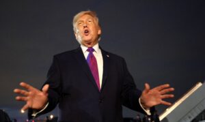 Discurso de Trump endurece retórica contra Irã e minimiza alta global do petróleo