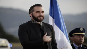 Reurbanização em El Salvador: Bukele aposta em infraestrutura e segurança para atrair turismo