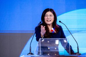 Líder oposicionista de Taiwan visita China e reacende tensões políticas na ilha