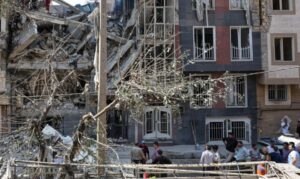 Irã rejeita ultimato de Trump e reafirma controle sobre o Estreito de Ormuz