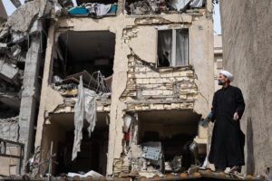 Embaixadas brasileiras no Golfo alertam para escalada de conflito e recomendam saída da região