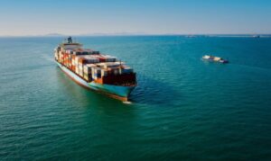 Projeção de superávit comercial brasileiro alcança US$ 72,1 bilhões em 2026