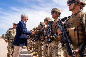 Chile constrói trincheira em sua fronteira com o Peru para reforçar segurança