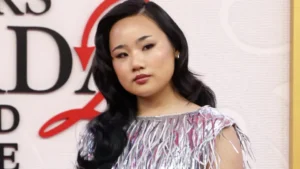 Estereótipos em o diabo veste Prada 2 geram controvérsia na Ásia