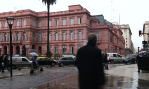Jornalistas são proibidos de acessar a Casa Rosada por ordem de Javier Milei