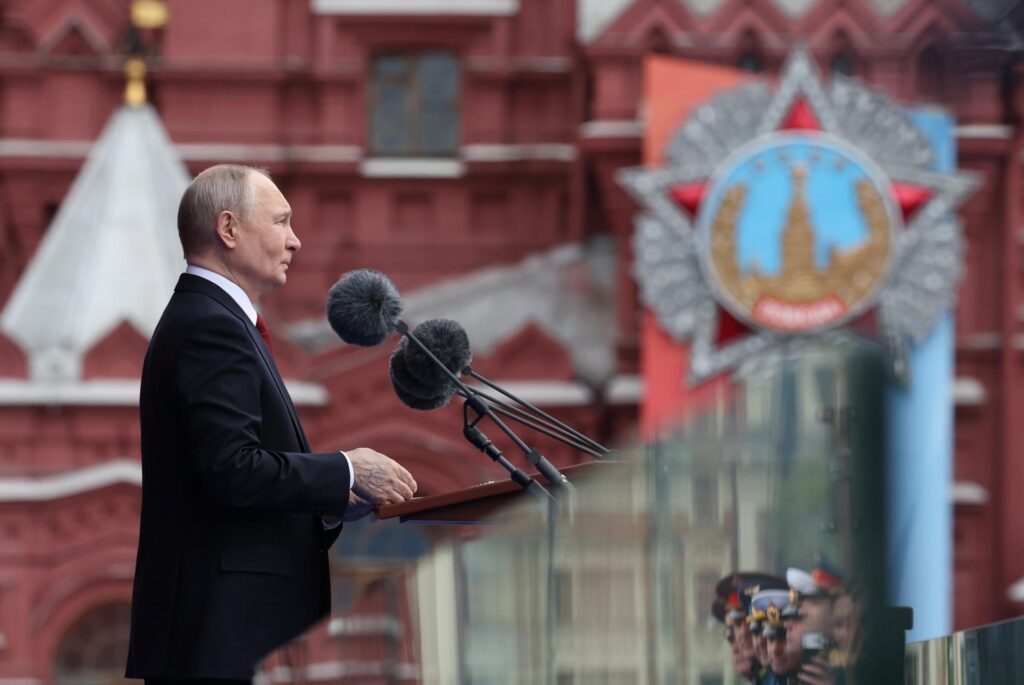 ALEXANDER KAZAKOV/SPUTNIK/KREMLIN/EFE/EPA )