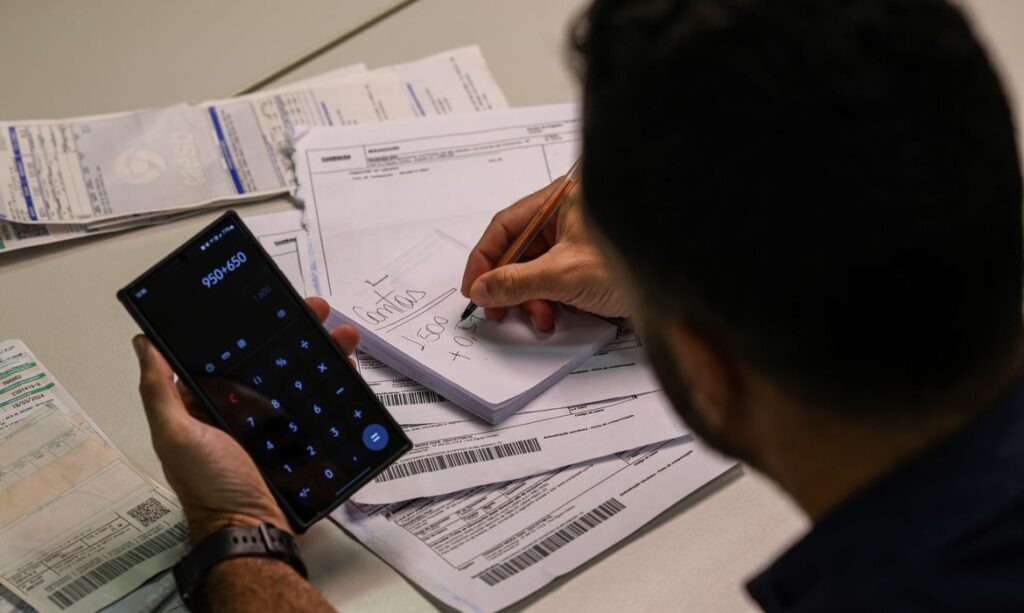 fraudes relacionadas a ataques cibernéticos. Por causa disso, informou, o banco