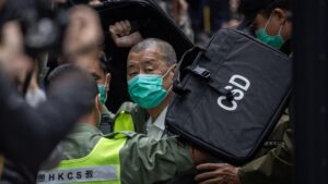 Ex-presidente Trump vê poucas chances de China libertar Jimmy Lai, ativista pró-democracia