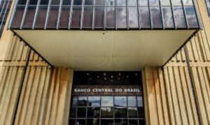 Previsão de inflação para o ano é elevada e supera meta do Banco Central