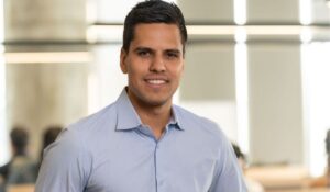 Conta Simples inova no mercado B2B com o conceito de banco agêntico