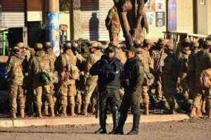 Vistos americanos serão negados a manifestantes violentos na Bolívia